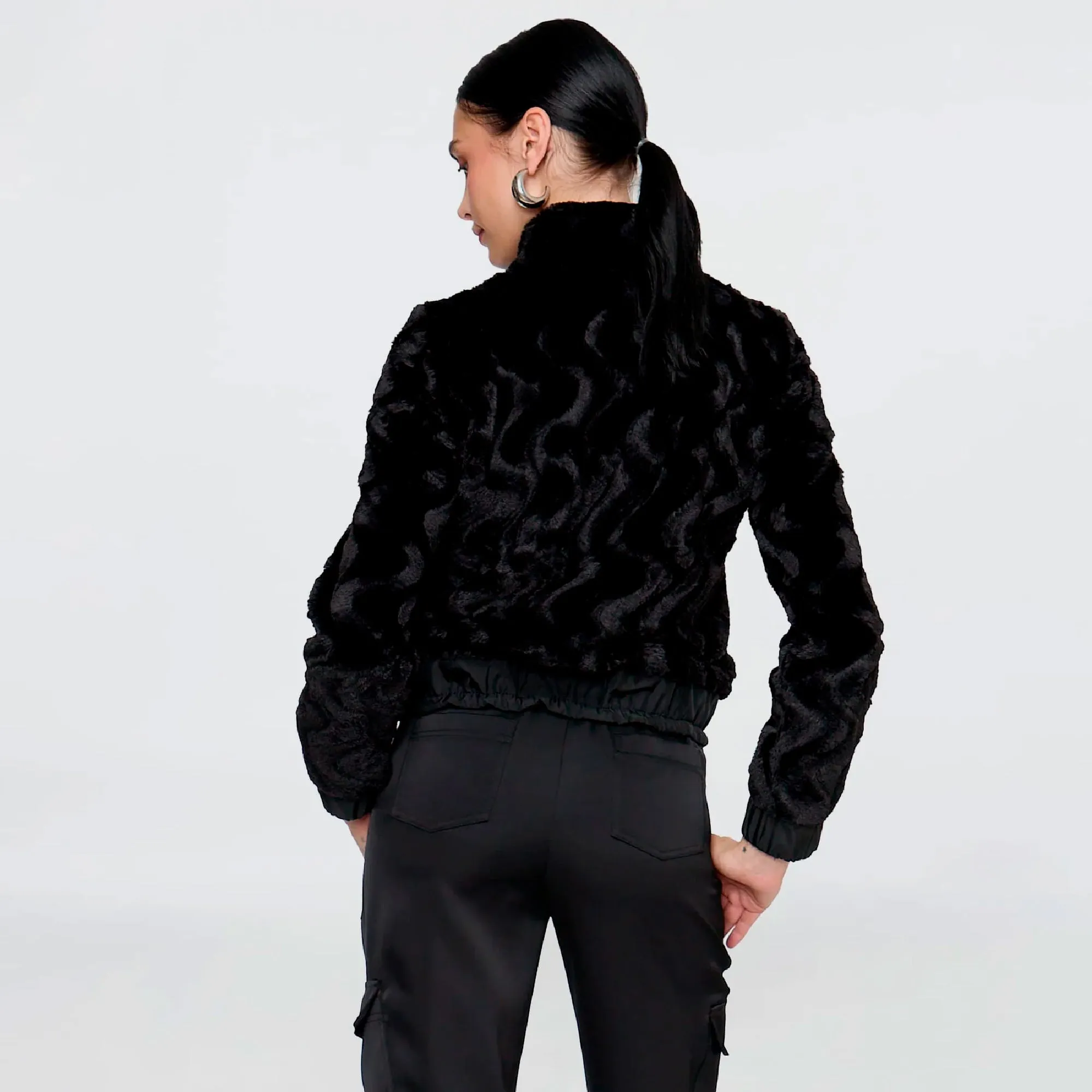 Chamarra Cuello Alto con Peluche Criteria R22487