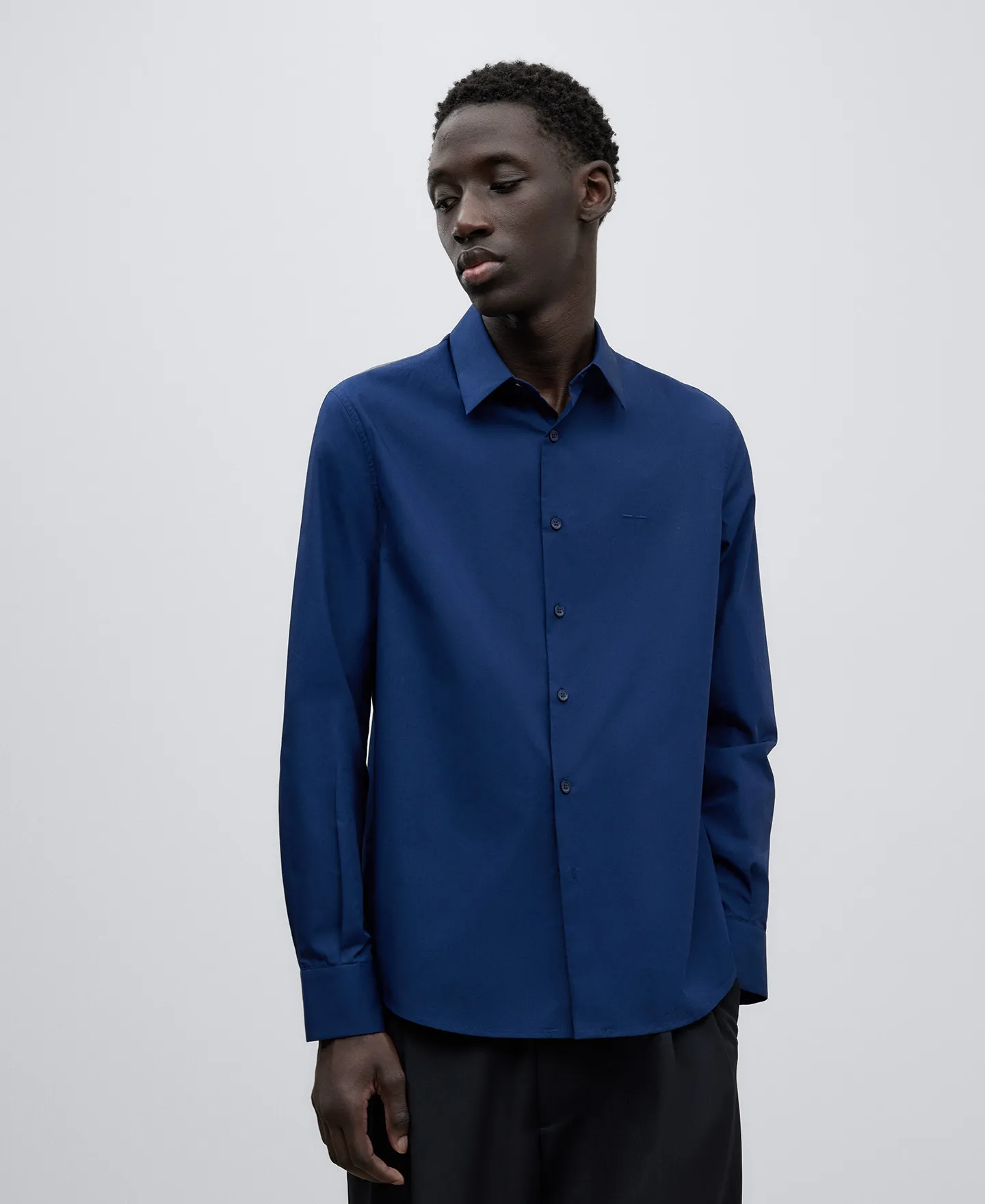 Cotton poplin lapel collar shirt man