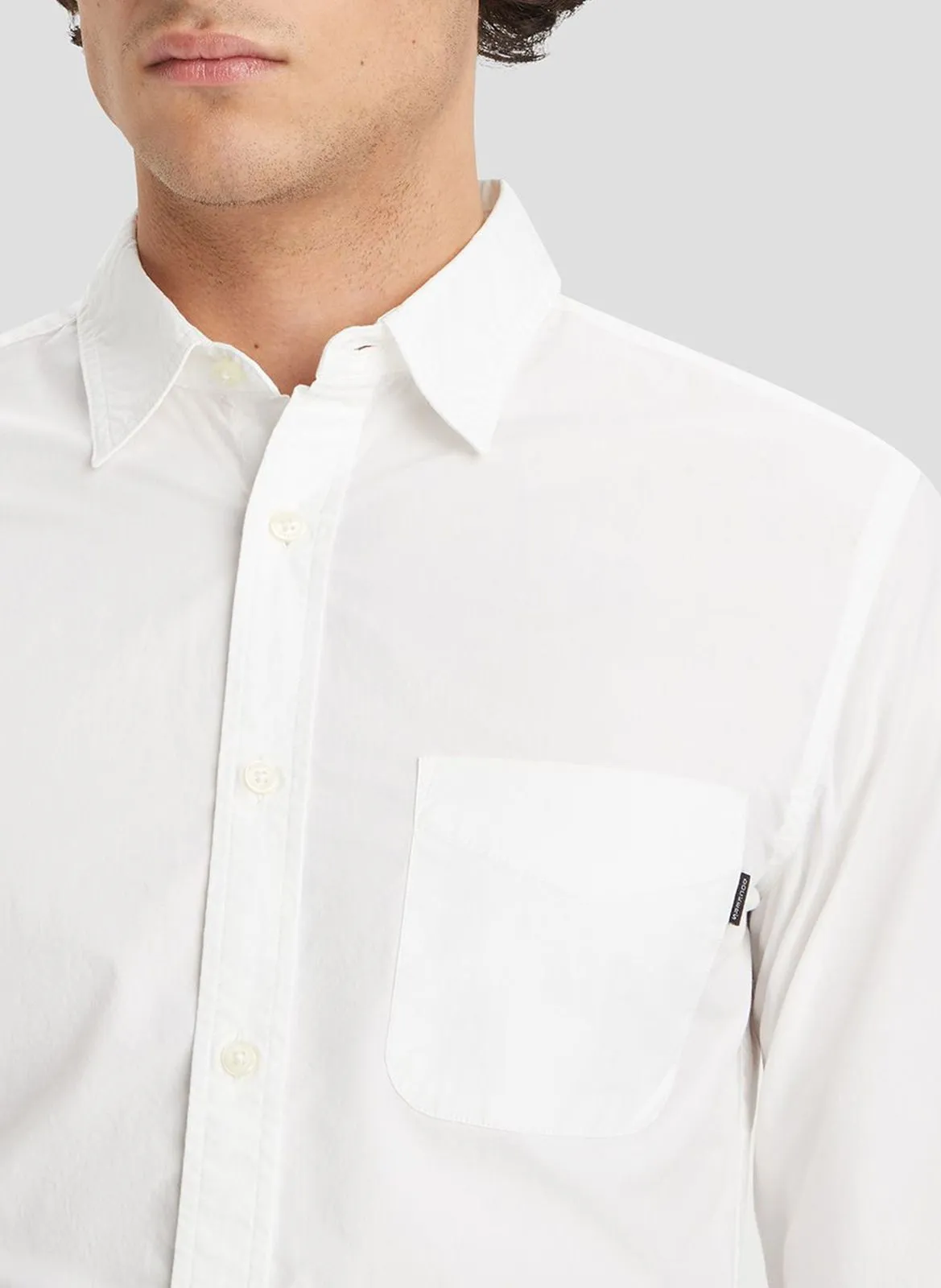 DOCKERS Camisa slim fit de rayas de mezcla de algodón en blanco