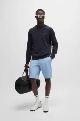 Shorts slim fit de tejido repelente al agua de planchado fácil